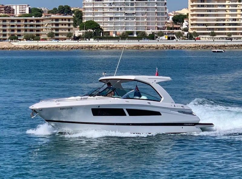 Four Winns H385
